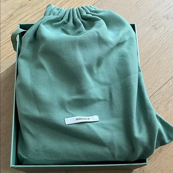 Mlouye Sera Tall Tote Mini in Jade - Picture 6 of 11